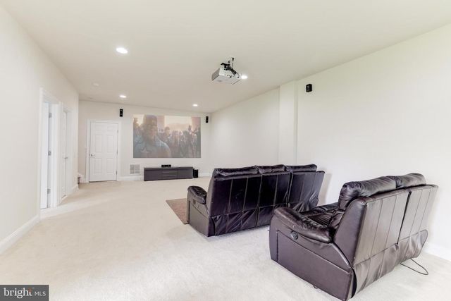 43538 HERITAGE GAP TER, Chantilly, VA 20152