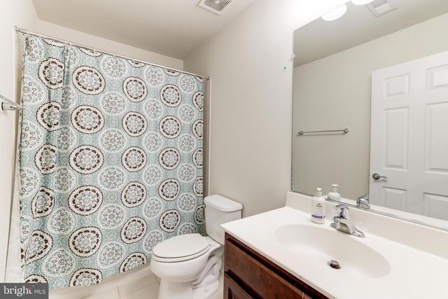43538 HERITAGE GAP TER, Chantilly, VA 20152
