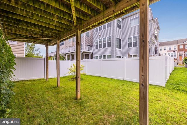 43538 HERITAGE GAP TER, Chantilly, VA 20152