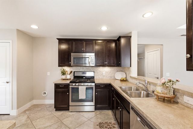 2490 Honeybee Lane, Frisco, TX 75036