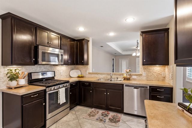 2490 Honeybee Lane, Frisco, TX 75036