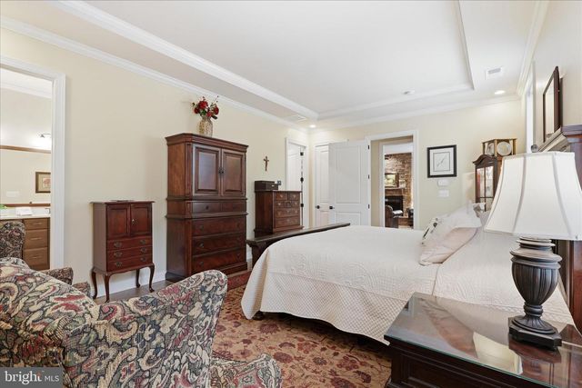 6198 CHANCELLORSVILLE DR, Gainesville, VA 20155