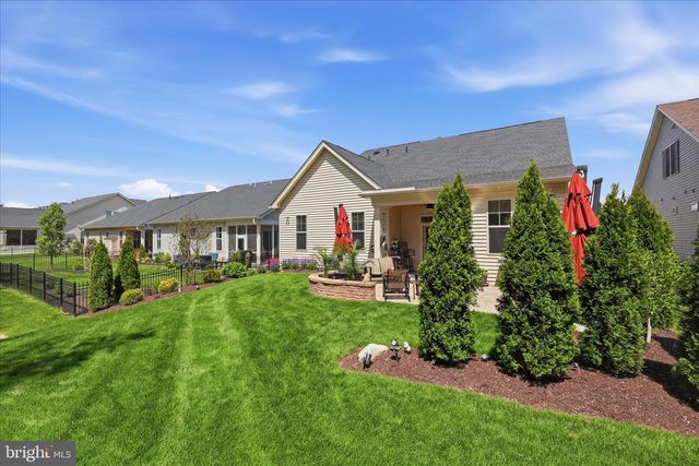 6198 CHANCELLORSVILLE DR, Gainesville, VA 20155