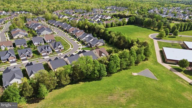 6198 CHANCELLORSVILLE DR, Gainesville, VA 20155