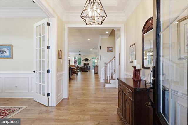 6198 CHANCELLORSVILLE DR, Gainesville, VA 20155