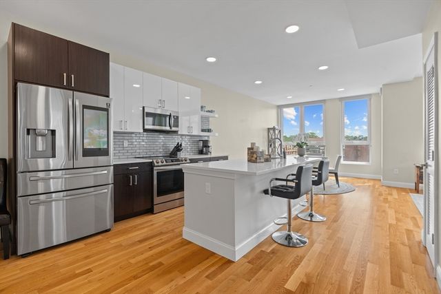 10 Taber St U501, Boston, MA 02119