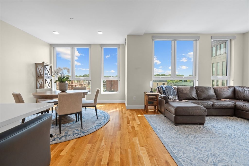 10 Taber St U501, Boston, MA 02119