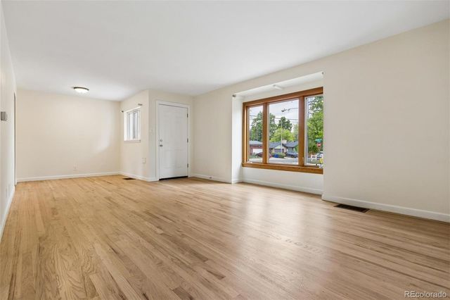1100 Kingston Street, Aurora, CO 80010