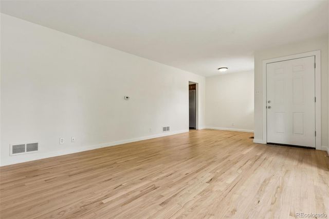 1100 Kingston Street, Aurora, CO 80010