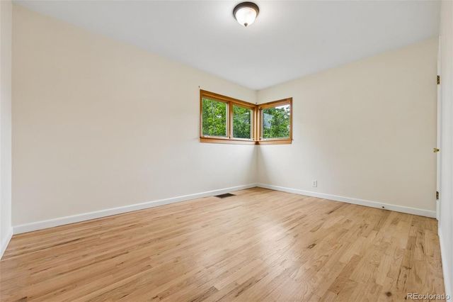 1100 Kingston Street, Aurora, CO 80010