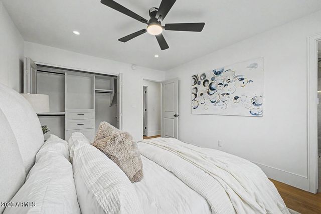 8008 E WHITTON Avenue, Scottsdale, AZ 85251