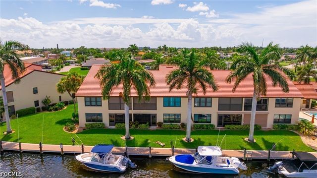5115 Sunnybrook CT 20, Cape Coral, FL 33904