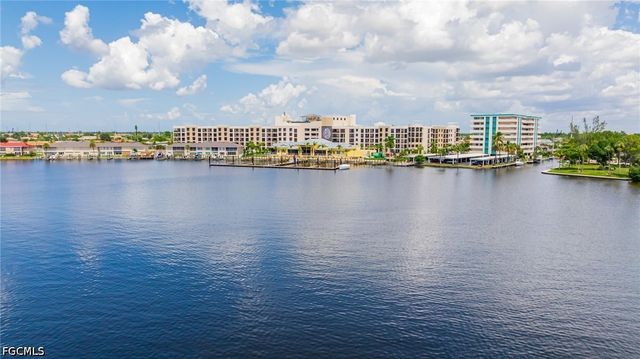 5115 Sunnybrook CT 20, Cape Coral, FL 33904