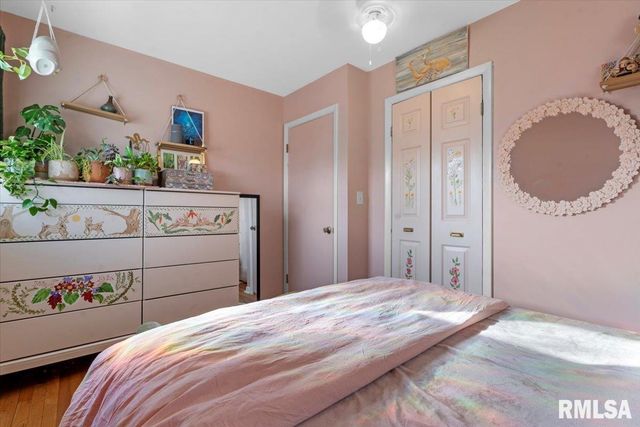 2272 E BLACK Avenue, Springfield, IL 62702