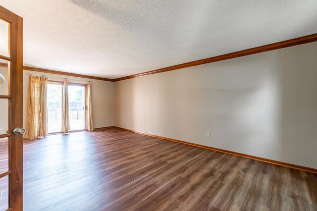 9224 Laurel Hurst Place, Fort Wayne, IN 46835