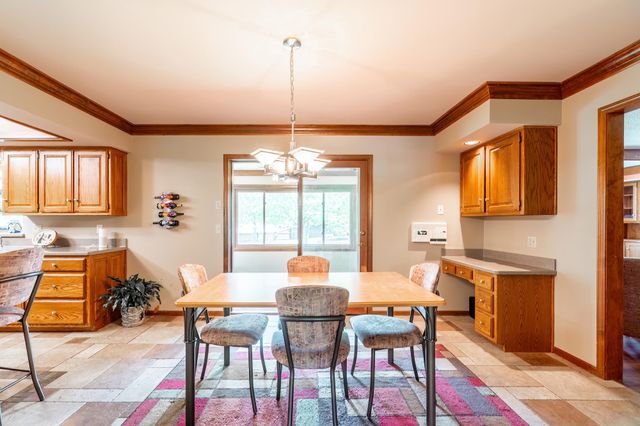9224 Laurel Hurst Place, Fort Wayne, IN 46835