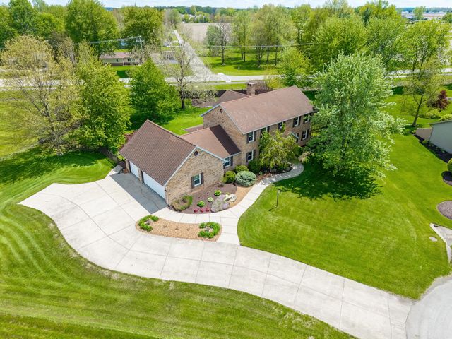 9224 Laurel Hurst Place, Fort Wayne, IN 46835