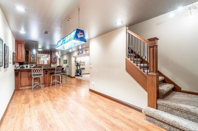 9224 Laurel Hurst Place, Fort Wayne, IN 46835