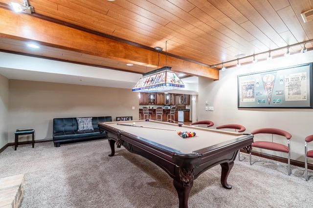9224 Laurel Hurst Place, Fort Wayne, IN 46835
