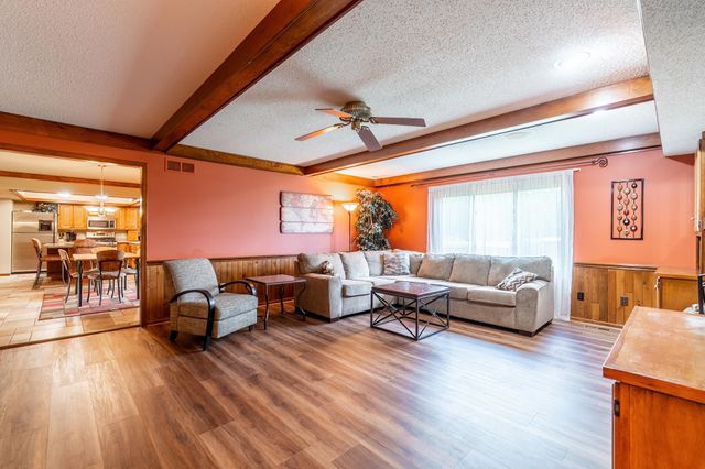 9224 Laurel Hurst Place, Fort Wayne, IN 46835