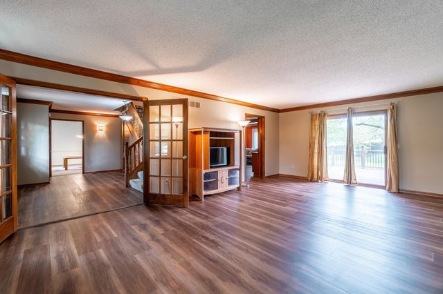 9224 Laurel Hurst Place, Fort Wayne, IN 46835