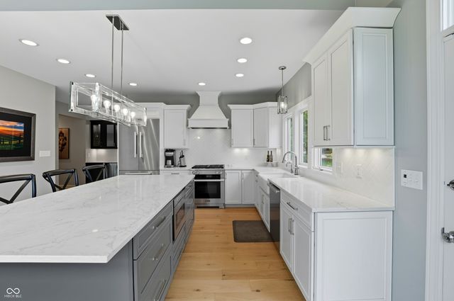 12647 Timber Crest Drive, Carmel, IN 46033