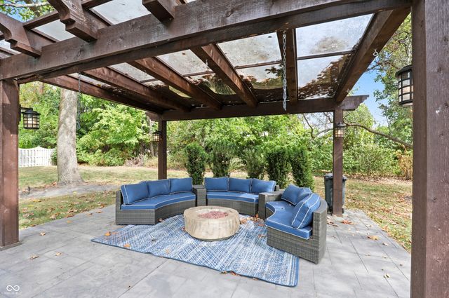 12647 Timber Crest Drive, Carmel, IN 46033