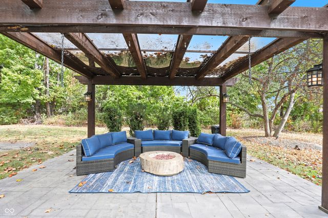 12647 Timber Crest Drive, Carmel, IN 46033