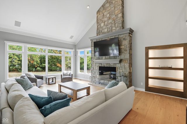 12647 Timber Crest Drive, Carmel, IN 46033