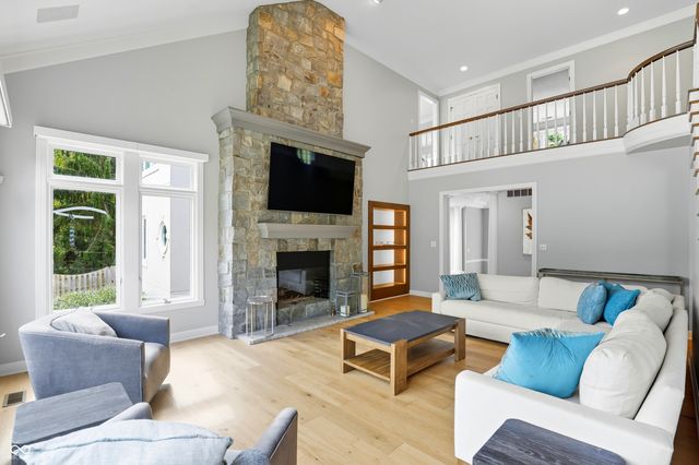 12647 Timber Crest Drive, Carmel, IN 46033