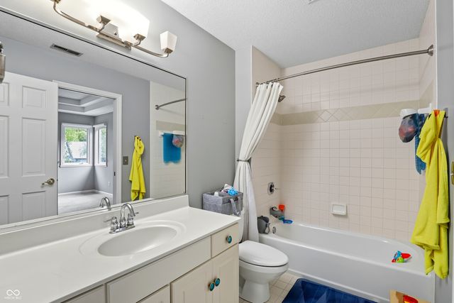 12647 Timber Crest Drive, Carmel, IN 46033