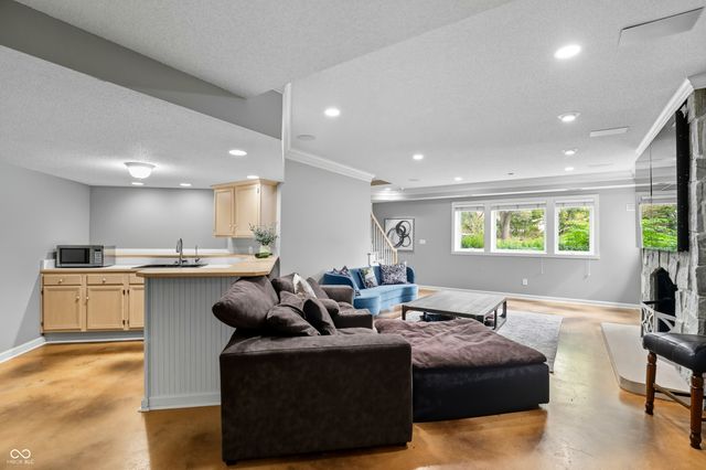 12647 Timber Crest Drive, Carmel, IN 46033