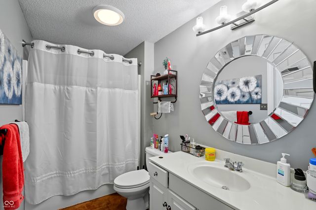 12647 Timber Crest Drive, Carmel, IN 46033