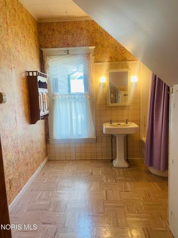 502 Elm Street, Waterville, OH 43566