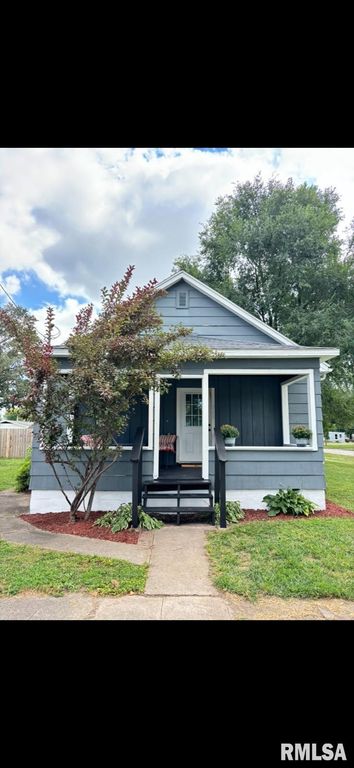 315 MASON Street, Tovey, IL 62570