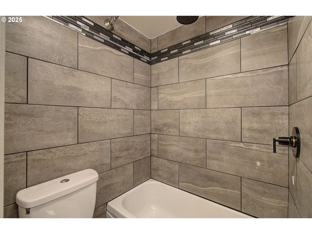 3921 E FOURTH PLAIN Blvd 53, Vancouver, WA 98661