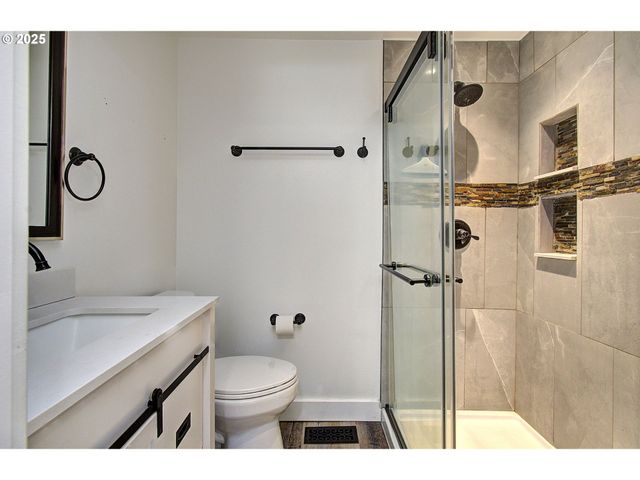 3921 E FOURTH PLAIN Blvd 53, Vancouver, WA 98661