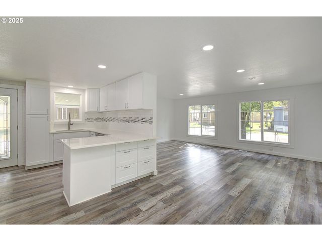 3921 E FOURTH PLAIN Blvd 53, Vancouver, WA 98661