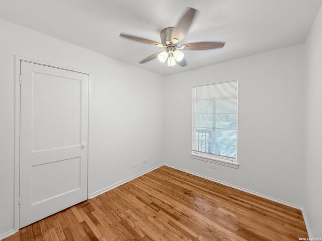 811 La Manda Blvd, San Antonio, TX 78201
