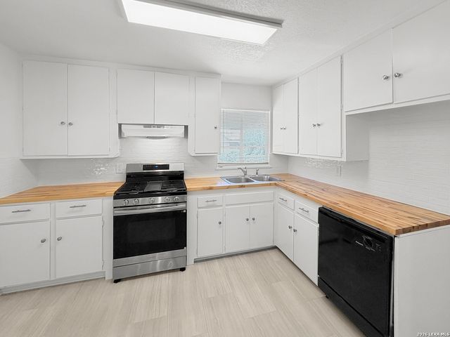 811 La Manda Blvd, San Antonio, TX 78201