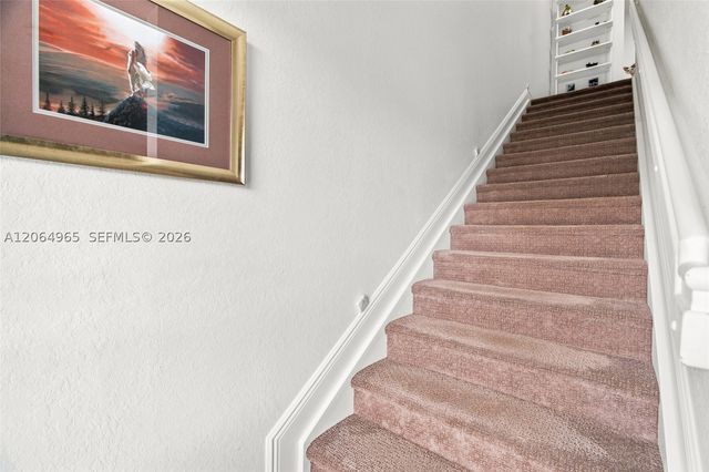 1075 SW 147 Ave 5601, Pembroke Pines, FL 33027