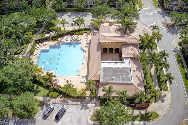 1075 SW 147 Ave 5601, Pembroke Pines, FL 33027