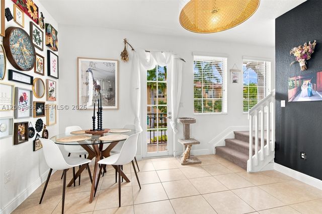 1075 SW 147 Ave 5601, Pembroke Pines, FL 33027