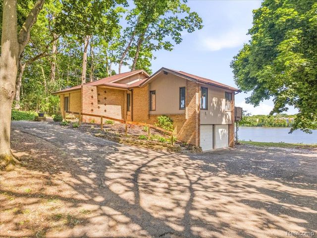 13020 Edgedale Street, Van Buren Charter Township, MI 48111