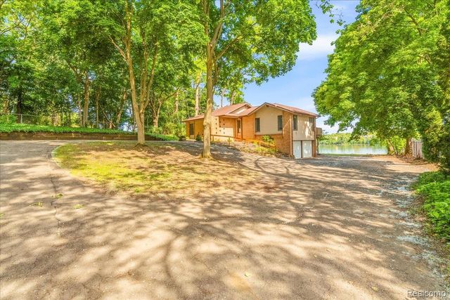 13020 Edgedale Street, Van Buren Charter Township, MI 48111