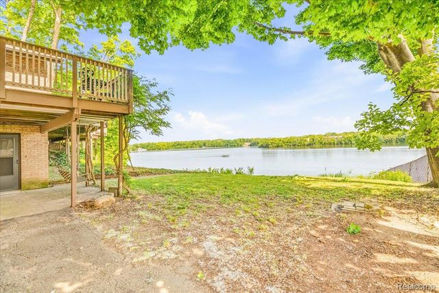 13020 Edgedale Street, Van Buren Charter Township, MI 48111