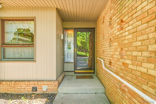 13020 Edgedale Street, Van Buren Charter Township, MI 48111