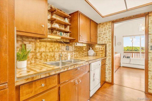 13020 Edgedale Street, Van Buren Charter Township, MI 48111