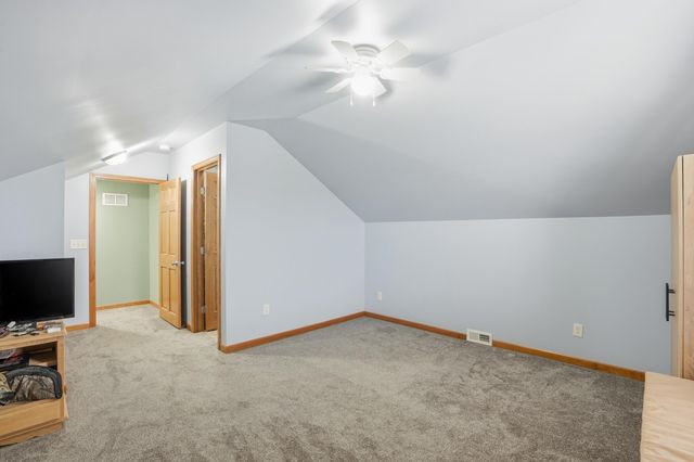 1926 Daisy Street SE, Demotte, IN 46310