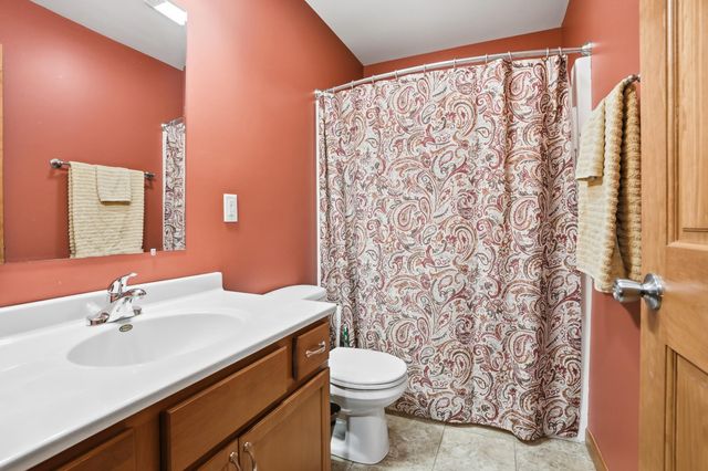 1926 Daisy Street SE, Demotte, IN 46310